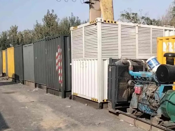 六弓乡200KW柴油发电机机组每小时油耗是多少?